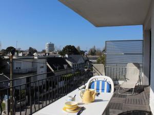 Appartements Appartement La Baule, 3 pieces, 6 personnes - FR-1-245-98 : photos des chambres