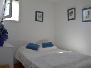 Locations Saint-Cyprien: Appartement 2 pièces avec parking, terrasses, et loggia - FR-1-225D-35