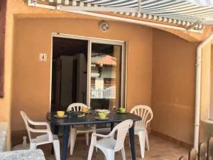 Charmante Villa T3 avec Terrasse, Parking et Proximité Plage - Idéale Familles, 5 Couchages - FR-1-81-472 - 勒卡特