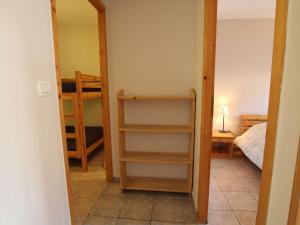 Appartements Appartement Montgenevre, 3 pieces, 6 personnes - FR-1-330D-12 : photos des chambres