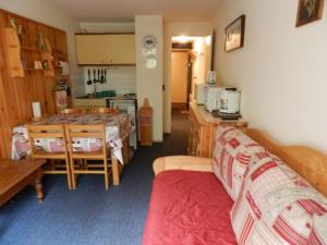 Studio cabine au Pleynet avec balcon, près des pistes - FR-1-557A-2