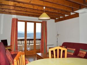 Appartement T3 confortable avec parking aux Angles - FR-1-593-14