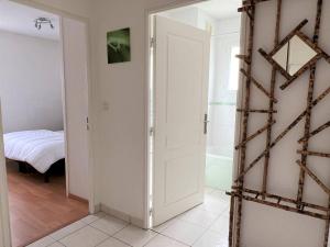 Cambo-les-Bains : T2 calme avec parking, Internet - FR-1-495-95