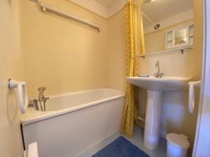 Appartements Studio cabine a 700m de Praz-Sur-Arly, navettes gratuites, parking, wifi et menage inclus - FR-1-603-4 : Appartement (4 Adultes)