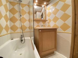 Studio cabine à Praz-sur-Arly - 4 pers, animaux, parking - FR-1-603-18