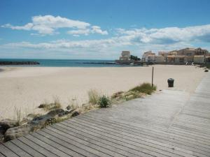 Charmant studio climatisé avec parking à 20m de la mer - FR-1-607-75