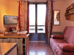 Studio calme avec parking à Risoul, 4 couchages, 2 étoiles - FR-1-330-509 - 埃格里尔