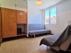 Appartements Studio confortable, acces pistes a 50m, parking gratuit, navette proche - FR-1-525-208 : photos des chambres