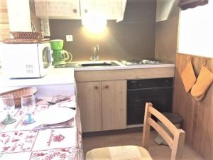 Charmant 2P, 5 couchages au pied des pistes, Risoul 1850 - FR-1-330-533