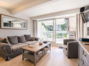 Appartements Appartement La Trinite-sur-Mer, 3 pieces, 4 personnes - FR-1-477-199 : photos des chambres