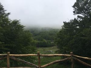 Planinska kuća na Velebitu, s pogledom na more