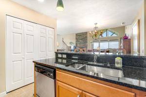 Views for Miles at the Reserve