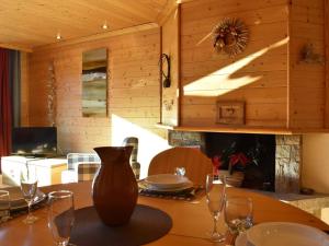 Méribel: Appartement 2 pièces, 2 pers., Balcon, TV, Parking, WiFi - FR-1-180-547