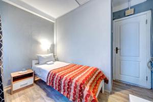 Single Room with Shared Bathroom room in Holosiyvsky Hotel