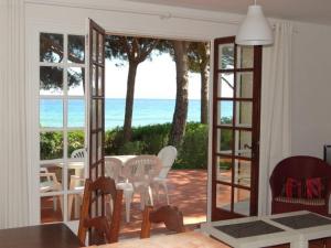 Villa climatisée 2 chambres avec terrasse et garage - FR-1-100-199