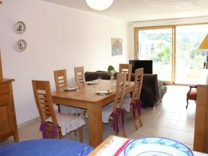 Appartement climatisé avec 2 chambres, terrasse et garage à Cavalaire-sur-Mer - FR-1-100-218