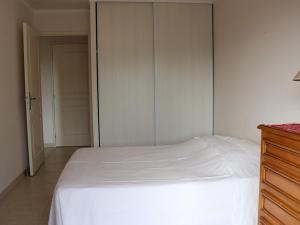 Appartement climatisé avec 2 chambres, terrasse et garage à Cavalaire-sur-Mer - FR-1-100-218