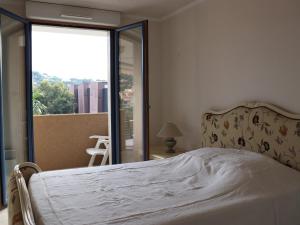 Appartements Appartement Cavalaire-sur-Mer, 3 pieces, 6 personnes - FR-1-100-218 : photos des chambres