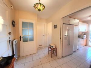 Maisons de vacances Maison Roquebrune-sur-Argens, 5 pieces, 8 personnes - FR-1-226-429 : photos des chambres