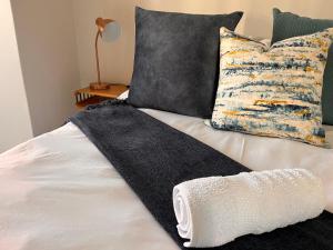 The Blyde Crystal Lagoon Luxurious Apartment