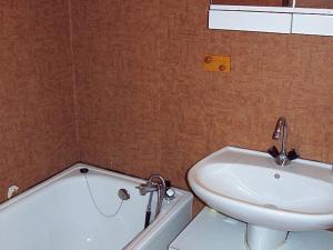 Appartements Appartement Vars Ste Marie - 2P+coin montagne, 4 couchages, balcon Ouest, proche pistes - FR-1-330B-167 : photos des chambres