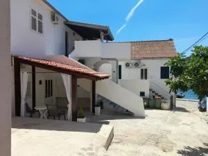 Colour Apartments - Kali