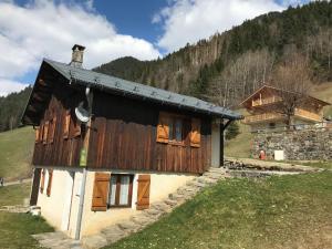 Chalets Chalet Areches-Beaufort, 4 pieces, 8 personnes - FR-1-342-212 : Chalet (8 Adultes)