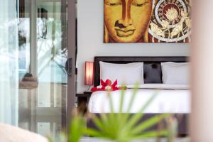 Crystal Bay Yacht Club Beach Resort