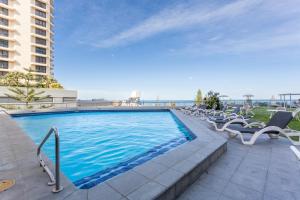 Oceanfront Family Apartment Pool & BBQ