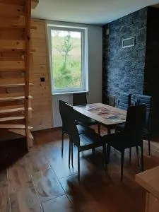 Czarny Potok Domki całoroczne - 卢托维斯卡