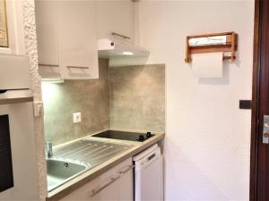 Appartements Appartement Briancon, 2 pieces, 4 personnes - FR-1-330C-108 : photos des chambres