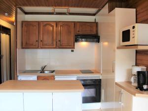 Studio cabine 6 couchages à Vars Les Claux, proche pistes et commerces - FR-1-330B-96