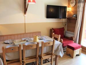 Appartements Duplex 3 pieces avec piscine, 6 couchages, a 50m des pistes - Quartier Fontbonne, Vars - FR-1-330B-117 : photos des chambres