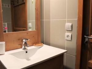 Appartements Duplex 3 pieces avec piscine, 6 couchages, a 50m des pistes - Quartier Fontbonne, Vars - FR-1-330B-117 : photos des chambres