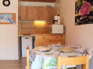 Studio cosy à Vars Les Claux, accès direct aux pistes, balcon sud - FR-1-330B-131