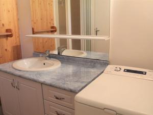 Appartement calme 2 pièces, 6 couchages avec balcon exposé Sud à 400m des pistes de Vars Les Claux - FR-1-330B-101