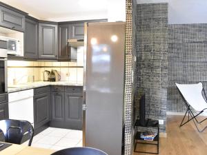 Appartement cosy 2 chambres, proche commodités et pistes, balcon sud, parking, piscine été - FR-1-180-382