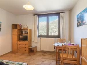 Appartement La Salle-les-Alpes, 1 pièce, 2 personnes - FR-1-330F-162