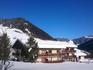 Grand appartement familial au pied des pistes pour 8 personnes - FR-1-342-150