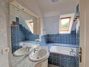 Maisons de vacances Apartment in Benodet near Sandy Beaches : photos des chambres