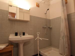 Studio confort 4 pers. à Chantemerle, Serre-Chevalier – Balcon, parking, casier à ski - FR-1-330E-83