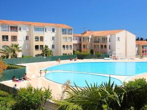 Appartement 2 pièces, 4 couchages avec piscine, proche commerces et théâtre romain à Fréjus - FR-1-226A-366
