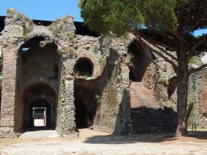 Appt à Fréjus avec piscine, proche commerces, 4 pers, 2 pièces - FR-1-226A-366