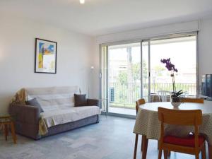 Charmant T2 à Antibes avec balcon, proche plage - FR-1-252-129