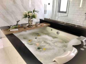 5BD Luxury Pool Villa Pattaya - Exquisite Pool Villa C