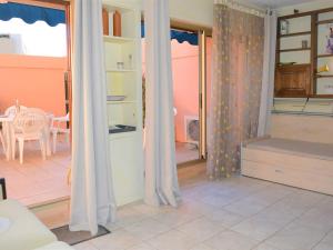 Appartements Studio au Lavandou avec Terrasse Sud, Climatisation et Garage - FR-1-251-223 : photos des chambres