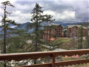 Appartement 3 pièces 6 pers. - Pied des pistes avec piscine, sauna et animaux admis - FR-1-330-396