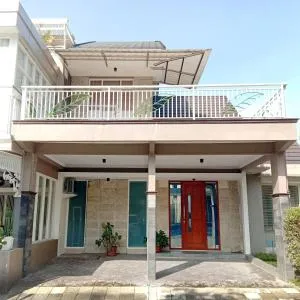 Mutiara Balecatur Guest House - Jetis