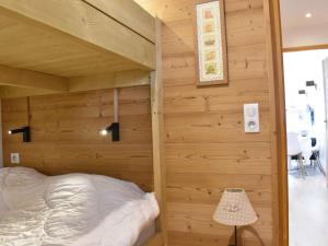 Charmant 2 pièces pour 4 à Méribel, à proximité des pistes, commerces et navette - FR-1-180-368