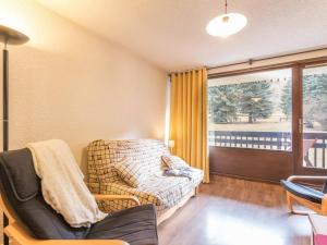 Appartements Charmant studio ski-in/ski-out 4 pers. avec piscine, jardin et parking a La Salle les Alpes - FR-1-330F-62 : photos des chambres